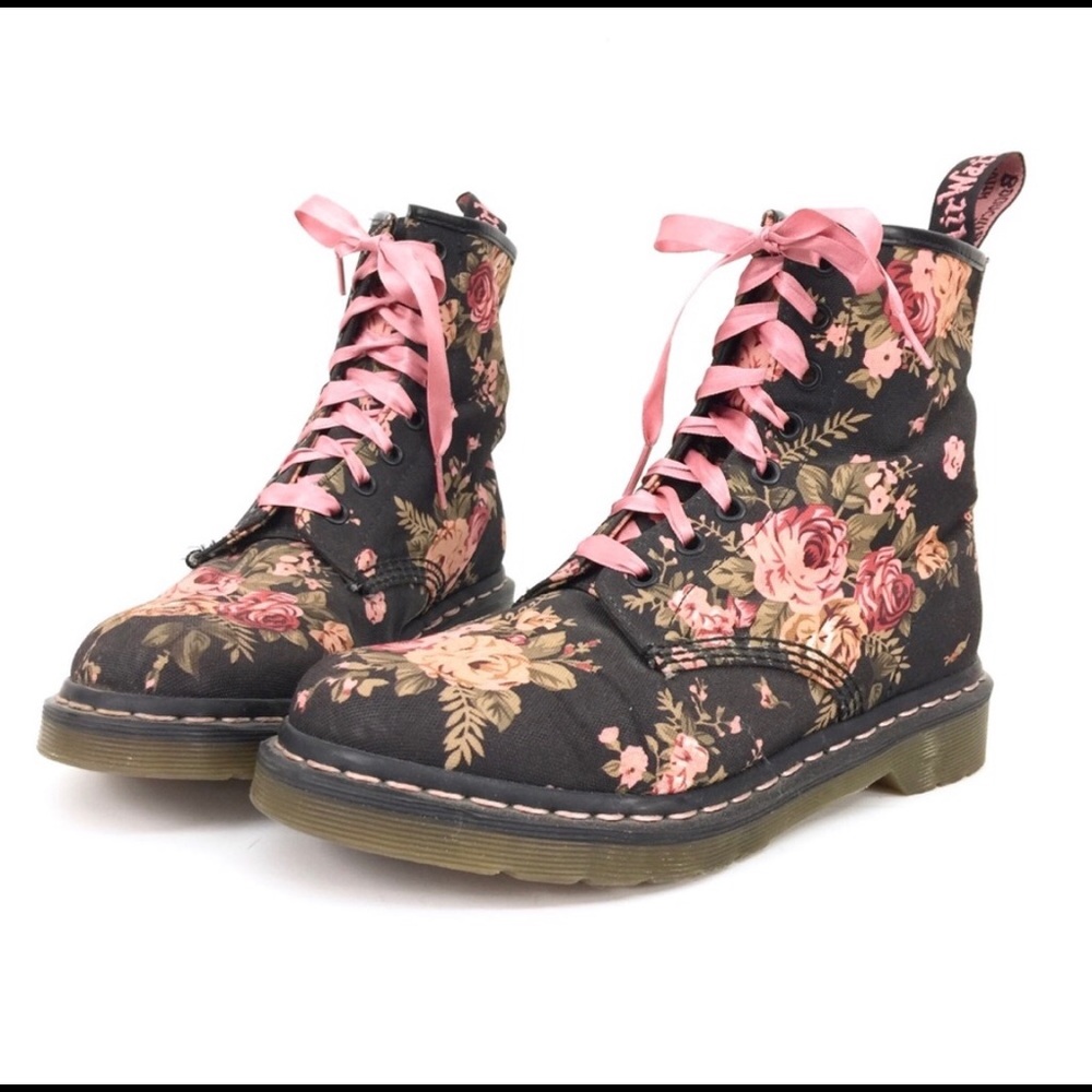 Floral Docs Dr. Martens UK 6 / US 8